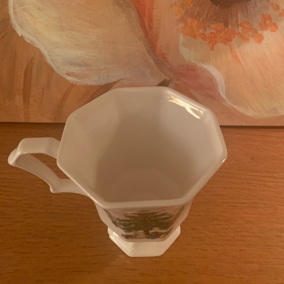 Vintage Nikko Christmastime set of 2 footed mugs coffee cups EUC - Picture 4 of 5